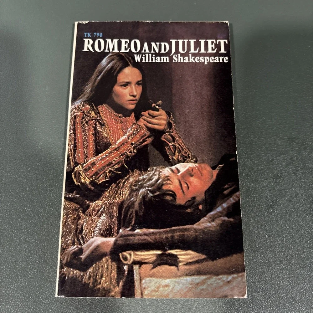 Romeo and Juliet William Shakespeare Vintage 1973 Scholastic Paperback TK 790